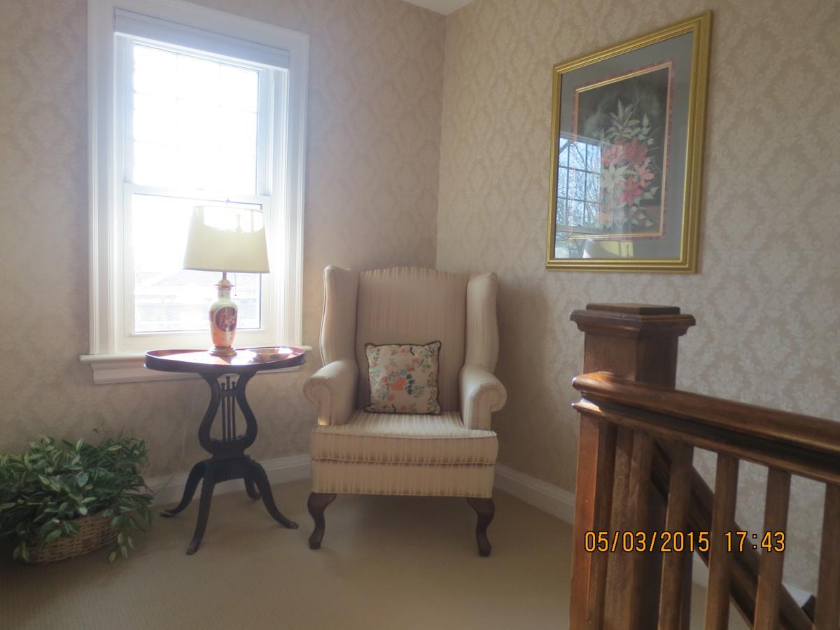 Robinsong Bed and Breakfast Thorold Εξωτερικό φωτογραφία